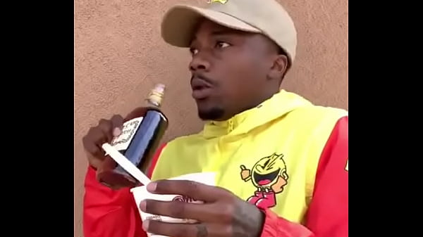 moreninha gostoza dan&ccedil;ando 