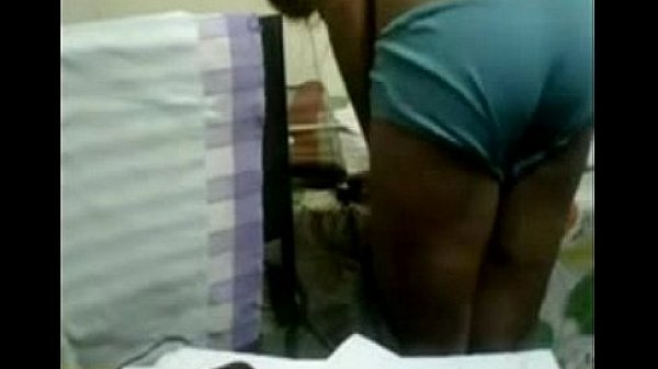 Desi Bhabhi On Skype Masturbating thumbnail