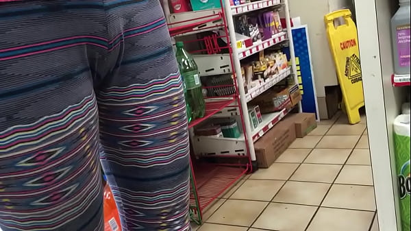 Nonton Teen Waiting In Store thumbnail