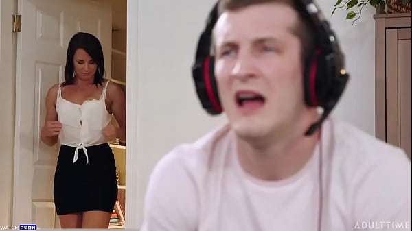 Stepmommysboy Riley And Her Step Son thumbnail