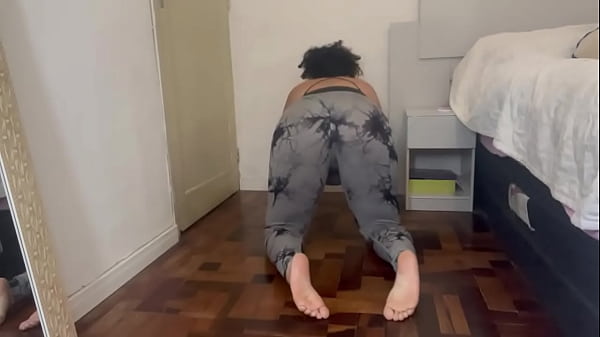 Cutiepiie Curvy – Yoga positions to fart