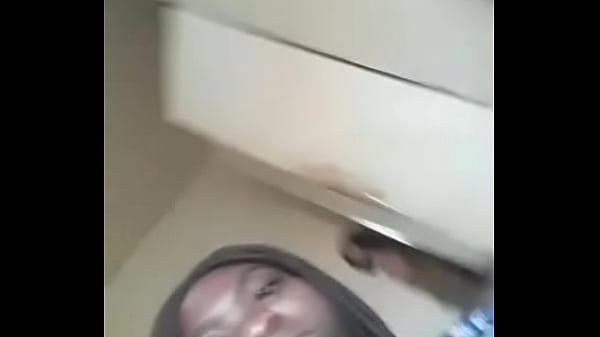 Nonton I Love It thumbnail