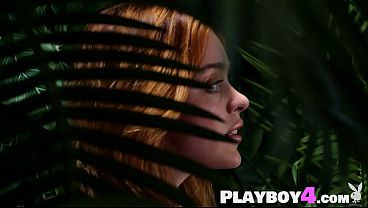 Nonton Sexy Babe Exposed Her Amazing Body During Hot Posing thumbnail