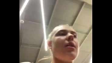 Nonton Masturbate In The Changing Room thumbnail