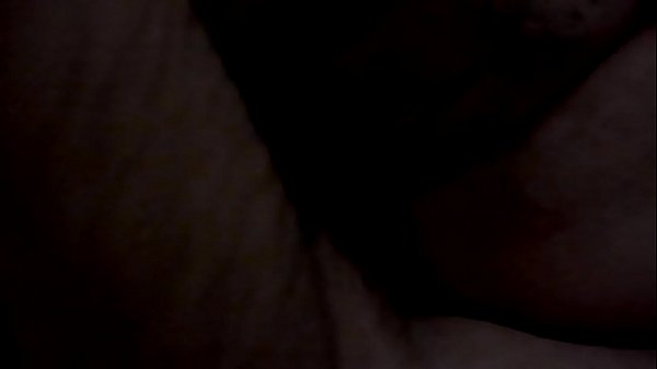 Se aprovecha mi hermano que estoy b. para metermela 