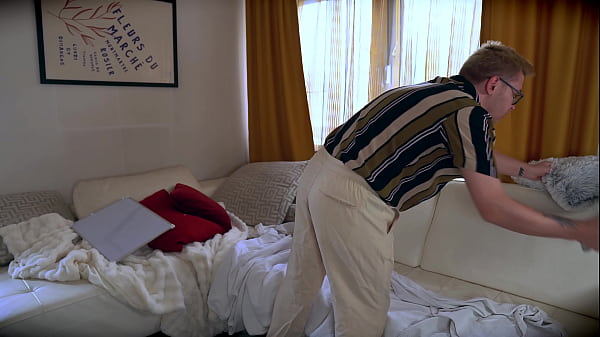 Nonton Redhead Student Fucks Her Teacher After School At Her Place thumbnail