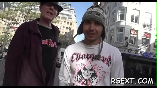 Nonton Smal Titted Wench Sucks Nice thumbnail