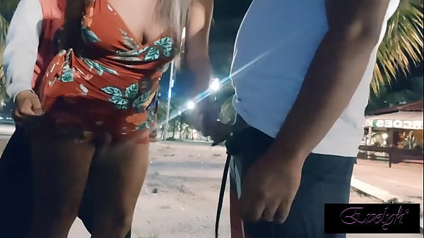 Travesti Fode Em Publico thumbnail