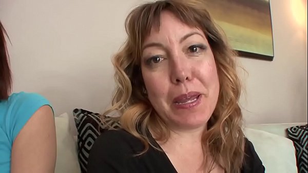 Kiera E Maple Si Leccano E Si Toccano In Un Video Porno thumbnail