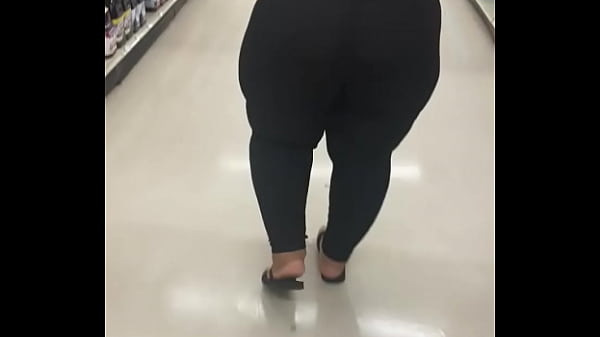 Nonton Big Booty Bandit thumbnail