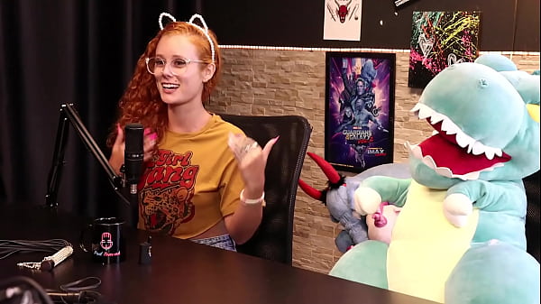 Foi demitida na Pandemia e conheceu uma SG, entã_o entrou pro pornô_ - Dracaryssg