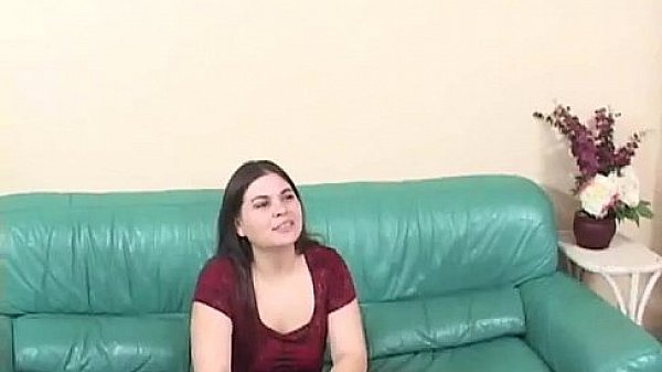 Nonton Cheerleader Lets Her Squad Mate Lick Her Panties thumbnail