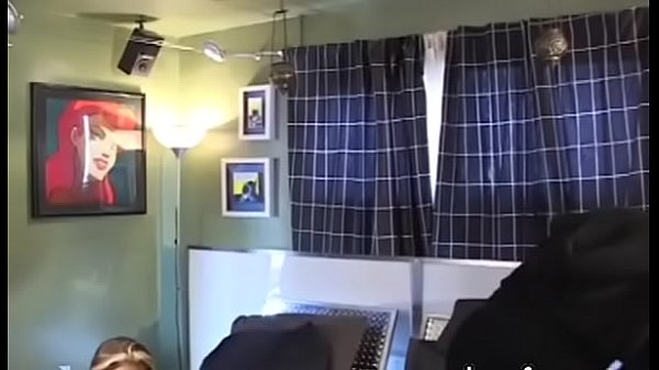 Nonton Voracious Beauty Enjoys Taco Hammering thumbnail