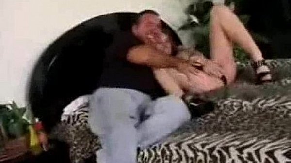 Fucking Amateur Wife thumbnail