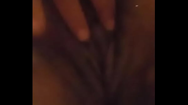 Karla Flores Puta Zorra Barata Se Graba Para Enviar El V&iacute;deo A Sus Amigos thumbnail