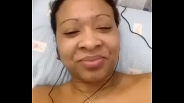 Nonton 9699930f-cb32-4459-9c50-bb87b2672457.mov thumbnail