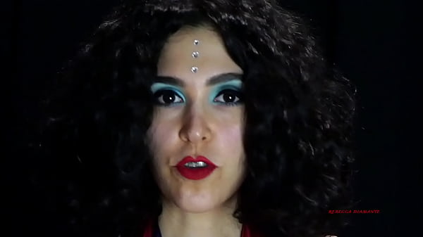 Findom E Sottomessi: Come Rebecca Diamante Concepisce Il Ruolo Di Dominatrice Findom thumbnail