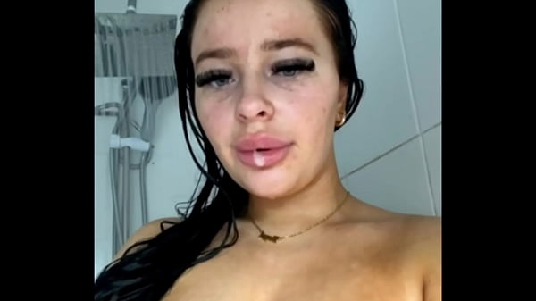 Nonton Solo Play thumbnail