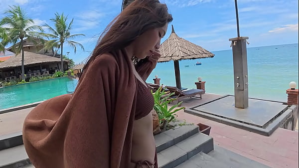 Nonton I Having Best Life In Bali thumbnail