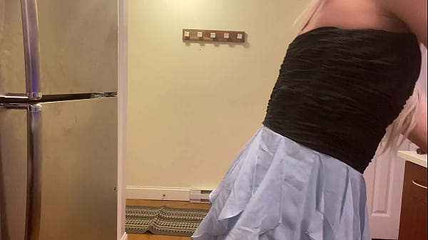 Crossdressing Into Prom Queen thumbnail