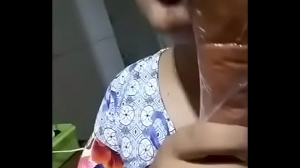 Safada mamando na lingui&ccedil_a