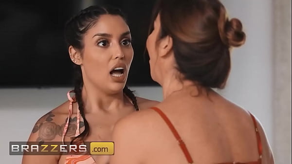 Nonton .brazzers.xxx/gift - Copy And Watch Alexis Fawx Video thumbnail