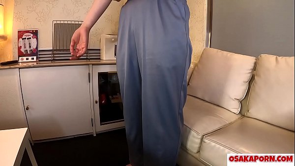 巨乳の無反応23歳サイレントSEX　ショートヘア　ぽっちゃりマグロに顔射　Hは嫌い。。。？　爆乳　個人撮影　オリジナル　ハメ撮り　でぶ　オリジナル　脱衣　インタビュー　デンマ ver　さほ 1 OSAKAPORN 