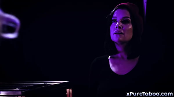 Unhappy Wife Cheating Husband W Tranny! thumbnail