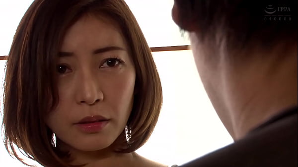 夫にも、誰にも相談出来ず、連れ子に犯●れ続ける日々。背徳と快楽の狭間で揺れ動く、人妻の禁断のセックスがもたらす結末とは&hellip;？ thumbnail