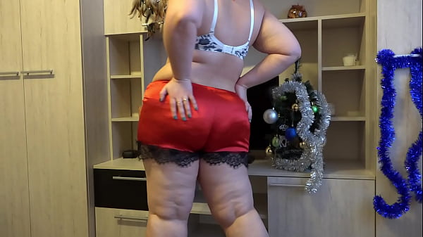 Play MP4 - Christmas anal-vaginal masturbation&period; Curvy milf shakes her big ass&comma; gives herself double penetration&period; Amateur&period; PAWG&period; BBW&period;