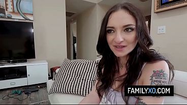 Nonton Teaching My Stepdaughter How To Do A Proper Handjob thumbnail