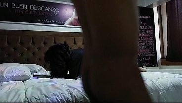 Nonton Elchicodelpeinadofollador - Me La Garcho De Perrito Sin Respeto Y Le Desbarato El Culo A Chica Nerd Con Lentes thumbnail
