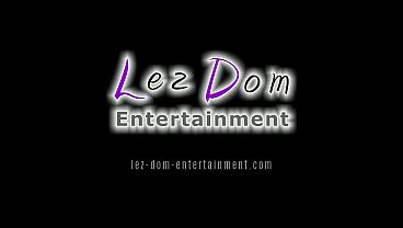 Nonton Bonnie Dolce Is A Submissive Slut thumbnail