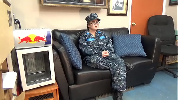 Nonton Navy Didnt Pay Enough thumbnail