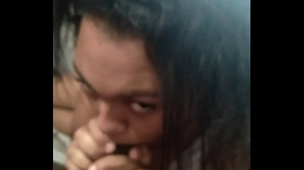 Nonton She Loves Sucking S thumbnail