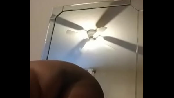 Shaking my ass with but plug