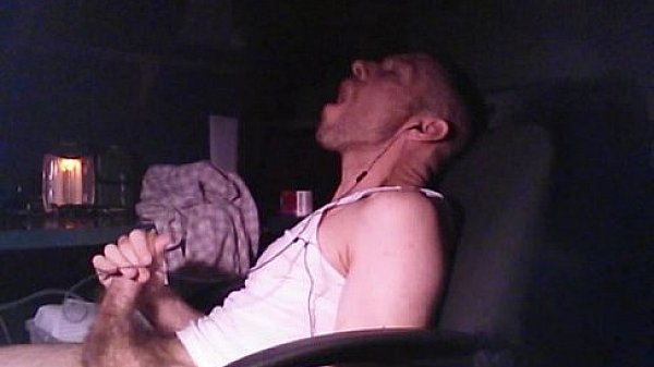 Getting My Rocks Off After Everyone Leaves With Hardcore Cumshot - Unkutmedia.com thumbnail