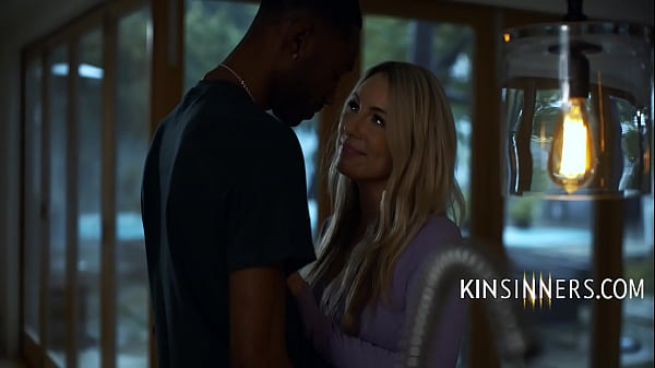 Nonton I Wish You Were My Husband- Bunny Madison, Hollywood Cash thumbnail