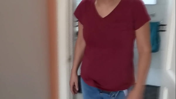 Nonton Stepson Sticks His Finger In My Ass And Also Wants To Put His Big Cock In Me thumbnail