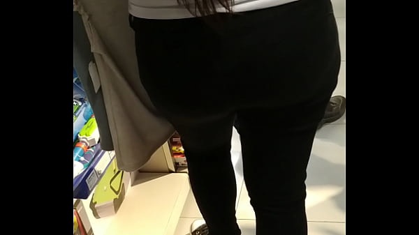 Nonton Culo En Tienda thumbnail