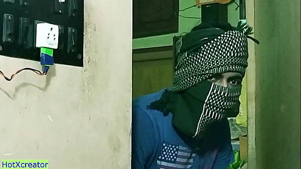 Nonton Indian Thief Fucking Beautiful Hot Bhabhi At Midnight! Amazing Hot Sex With Clear Hindi Voice thumbnail