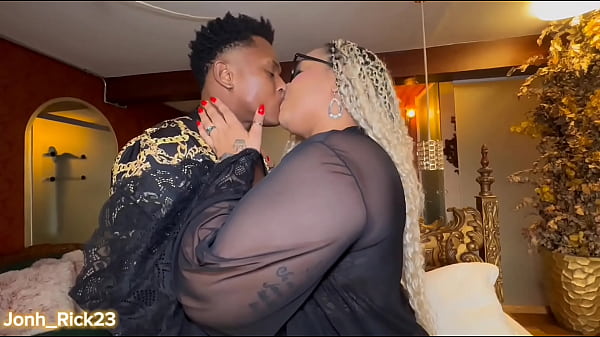 Nonton Fodendo A Amiga Da Minha Esposa thumbnail