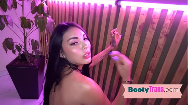 Bootylicious latina ts teasing butt before barebacking 