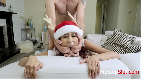 Step Daddy'_s Lil Teen Elf Fucks Him On Christmas Morning- Vanessa Vox