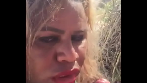 Larissa Close Transex thumbnail