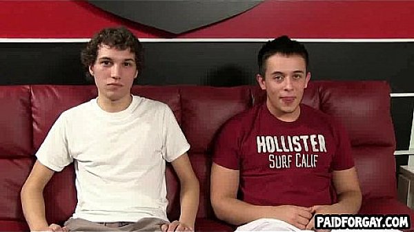 Straight amateur hunk sucking on a cock for money 