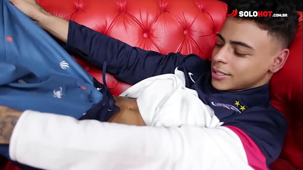 Teen Gostoso Mostrando O C&uacute; thumbnail