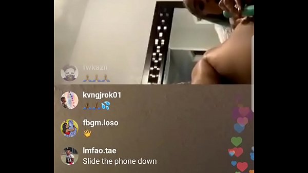 Big Booty Ebony Shakes Butt Online thumbnail