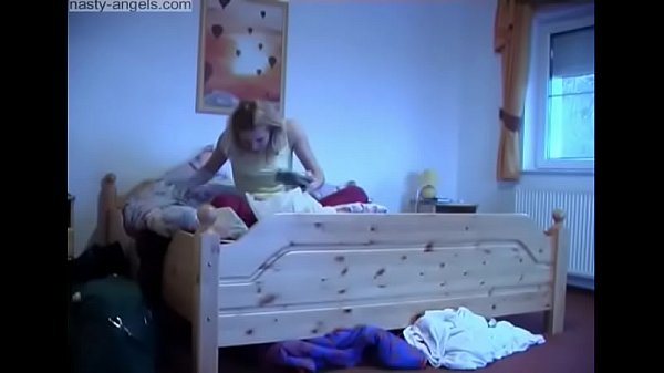 Girl Screams Untill Orgasm thumbnail