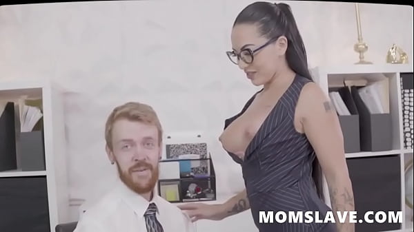 Sexy Milf Makes Her Employees Fuck Her thumbnail